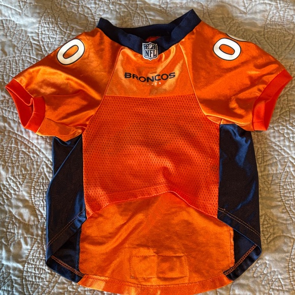 NFL Pets Broncos Jersey - Picture 3 of 6